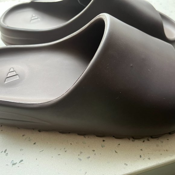 Yezzy slides - Picture 7 of 10